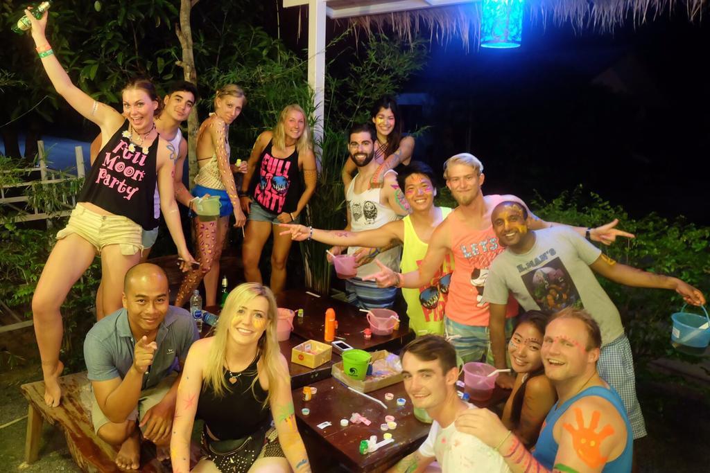 Smile Hostel Koh Phangan ภายนอก รูปภาพ