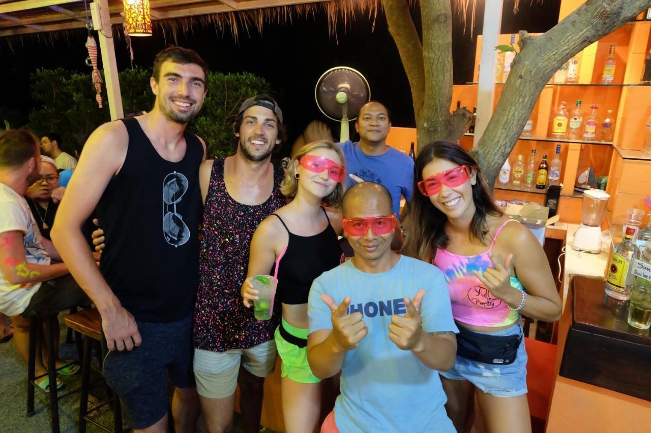 Smile Hostel Koh Phangan ภายนอก รูปภาพ