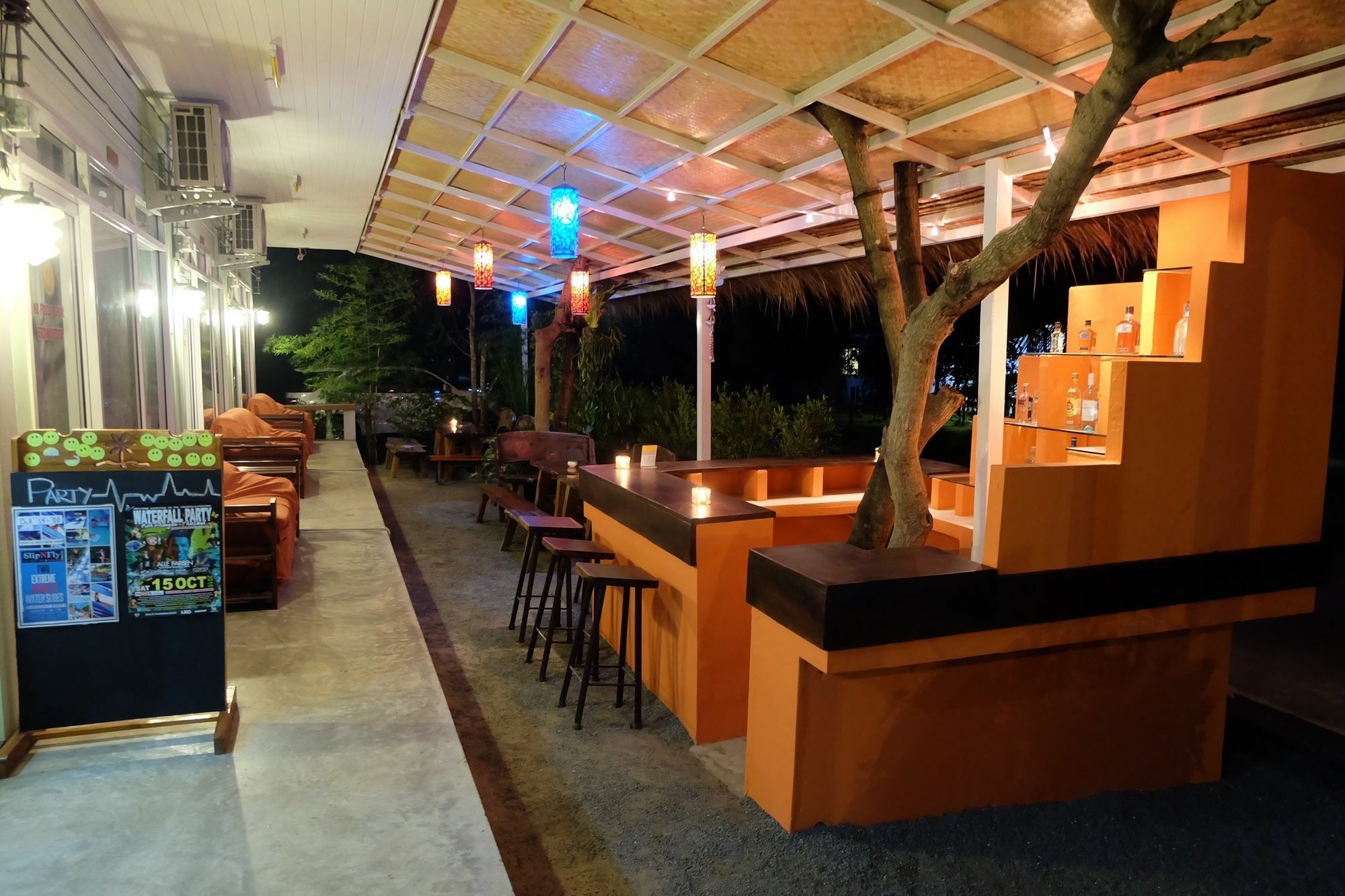 Smile Hostel Koh Phangan ภายนอก รูปภาพ